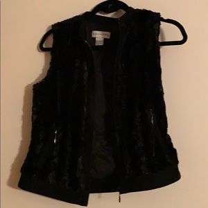 Doncaster Fur Vest - black